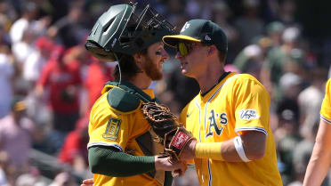 MacIver, Davidson get first MLB hits together ... and help A's win