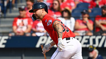 Kayfus feels love from Guardians fans, logs 1st RBI in MLB debut