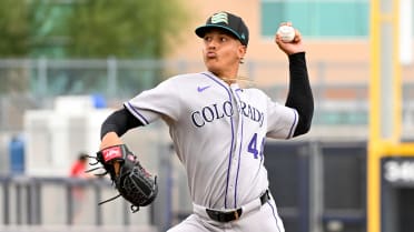Fast-rising Rox prospect sharpens slider in Fall League