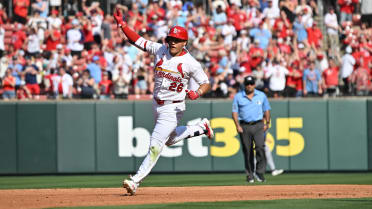 Wetherholt clobbers first HR 425 feet to dead center