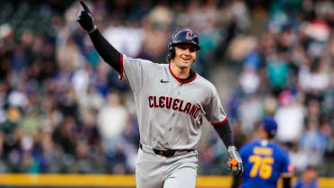 Guardians' star prospect keeps racking up HRs -- and unread texts