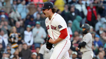 Top prospect Tolle rings up 11 K's, strikes out first 5 in dazzling '26 debut