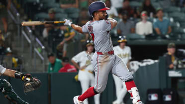 Ford hits first MLB HR in Nats debut, but he can't savor it for long