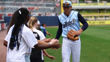 Top prospect Lombard summoned by Yankees for Major League debut (source)