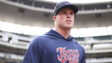 Twins call up No. 15 overall prospect Walker Jenkins