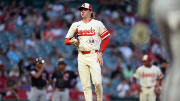 Klassen (lower back) lands on IL; Farris, Weiman recalled from Triple-A