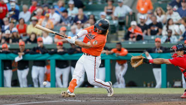 O's catching prospect gets taste of bigs during Denver trip