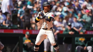 Mariners call up Arroyo for MLB debut -- and reunion with his best friend