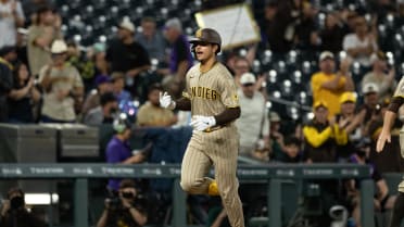 With 1st career blast, Salas becomes youngest backstop in 35 years to go deep