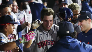 Lucas the legend! Spence's 3-HR game keeps Astros in first-place tie