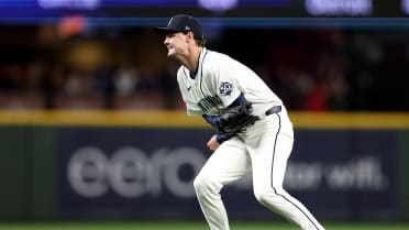 Anderson exits with forearm bruise after taking 103.8 mph liner off pitching arm