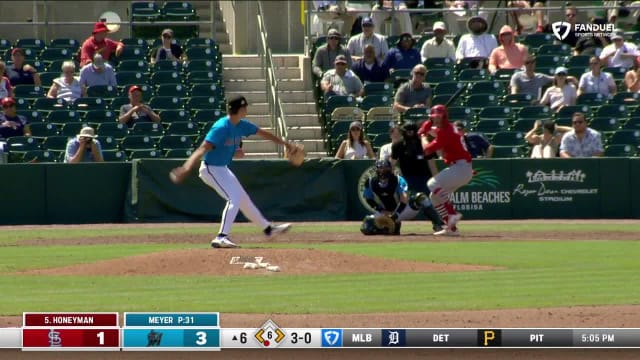 Marlins turn inning-ending double play