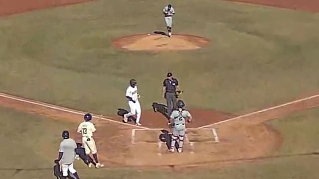 Leodalis De Vries' first homer of Arizona Fall League