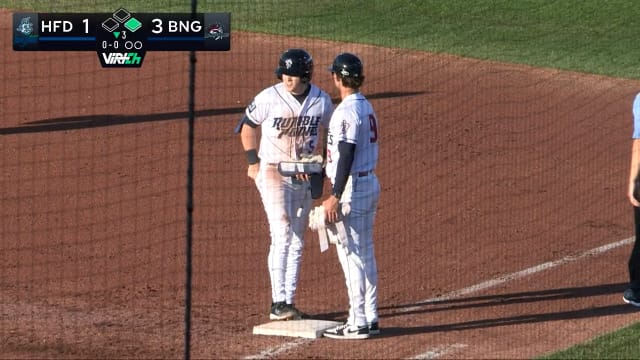 Émilien Pitre's multihit game in Double-A debut