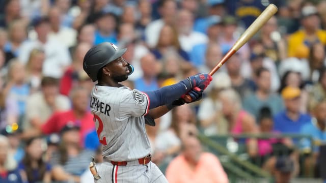 Kaelen Culpepper HOMERS in Major League debut! (1)