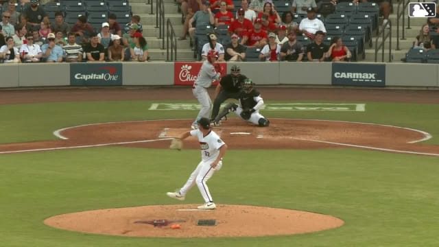 Carson DeMartini homers (5) on a fly ball to right field.