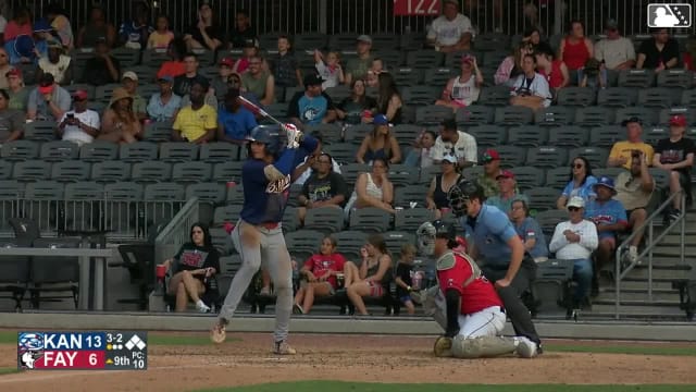 Jaden Fauske homers (4) on a fly ball to right center field.