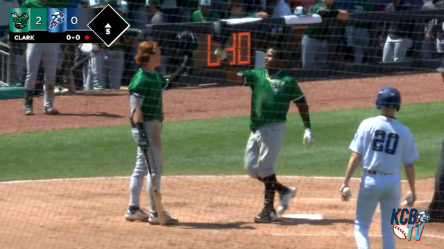 John Gil's four-hit game 