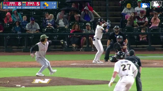 Carson Roccaforte doubles (7) on a sharp line drive to center fielder Bill Knight. Canyon Brown scores. Justin Johnson scores.