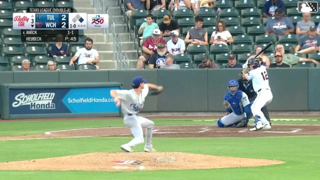 Billy Amick doubles (11) on a fly ball to center fielder Mike Sirota. Garrett Spain scores.
