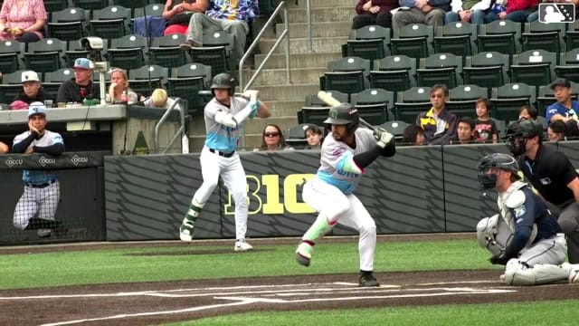 Jhonny Level doubles (10) on a line drive to center fielder Jonny Farmelo. Trevor Cohen scores.