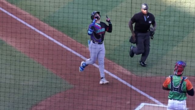 Juneiker Caceres posts first multihomer game as a pro