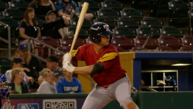 Max Anderson homers during a five-hit performance