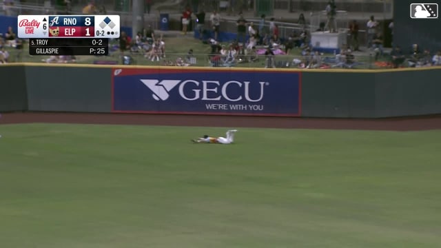 Jase Bowen goes full horizontal to make the catch