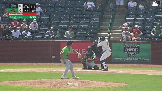 Yordany De Los Santos homers (15) on a fly ball to right center field. Edward Florentino scores.
