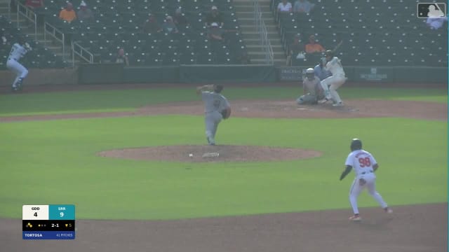 Demetrio Crisantes singles on a ground ball to right fielder Owen Carey. Miguel Rodríguez scores. Kyle DeBarge to 3rd.