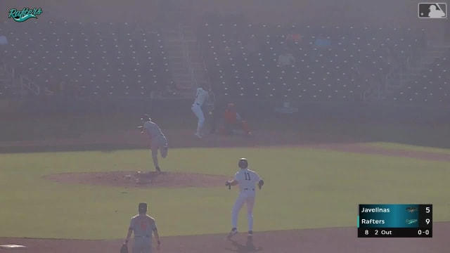 Andy Perez singles on a line drive to center fielder Vance Honeycutt. Dax Kilby scores. Andy Perez to 2nd.