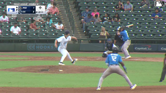 Bobby Boser singles on a pop up to right fielder Jeron Williams. Leo De Vries scores.