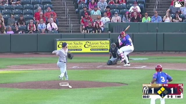 Deniel Ortiz singles on a line drive to right fielder Alex McCoy. Jesús Báez scores. Josiah Ragsdale to 3rd.
