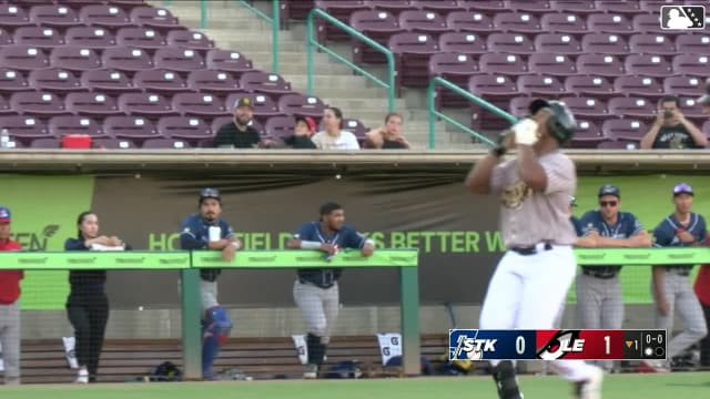 Kavares Tears' opposite field home run