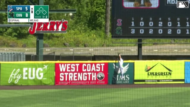 Carlos Gutierrez's incredible home run robbery