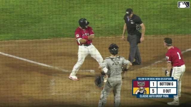 Ralphy Velazquez's three-run homer