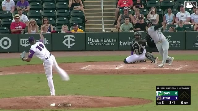 Alfredo Duno's solo homer