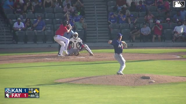 Xavier Neyens homers (9) on a fly ball to right center field. Carlos Cauro scores. Brandon Nigh scores.
