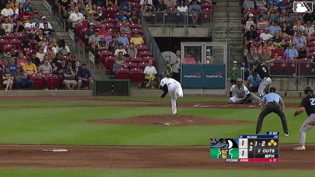 Esmil Valencia singles on a line drive to left fielder Jay Thomason. Wilfredo Lara scores. Brandon Compton to 3rd. Abrahan Ramirez to 2nd.