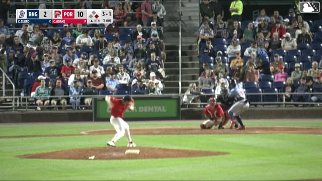 Chris Suero singles on a fly ball to left fielder Tyler McDonough. Chris Suero out at 2nd on the throw, left fielder Tyler McDonough to second baseman Yoeilin Cespedes. Émilien Pitre to 3rd.