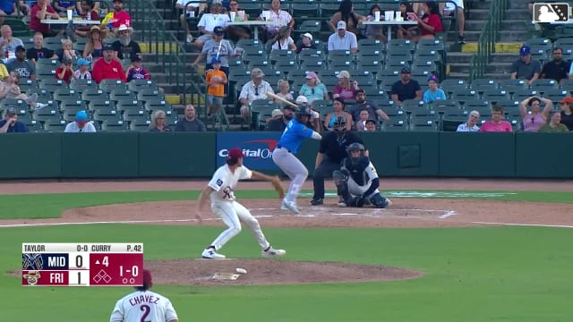 Devin Taylor homers (5) on a fly ball to center field.
