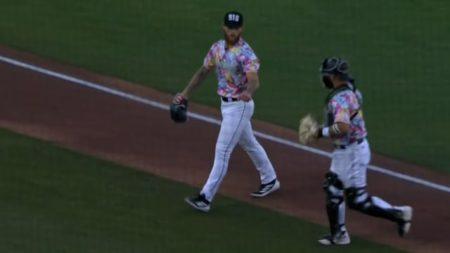 Carson Whisenhunt strikes out three in the 1st