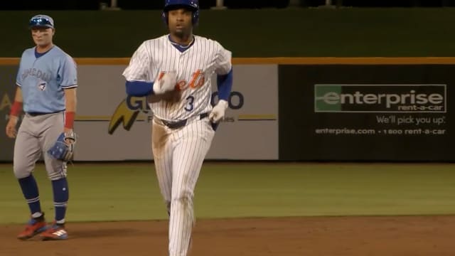 Elian Peña's solo homer