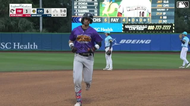Kevin Alvarez's second homer of 2026
