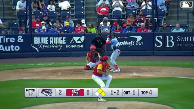 Mitch Voit doubles (3) on a sharp line drive to center fielder Pedro León. Matt Rudick scores. Wyatt Young scores.