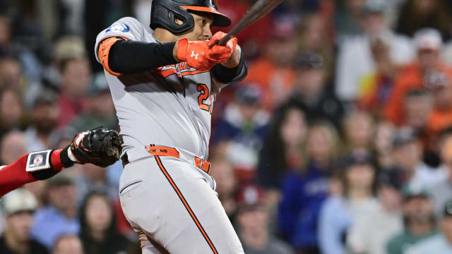 Samuel Basallo's two-run single