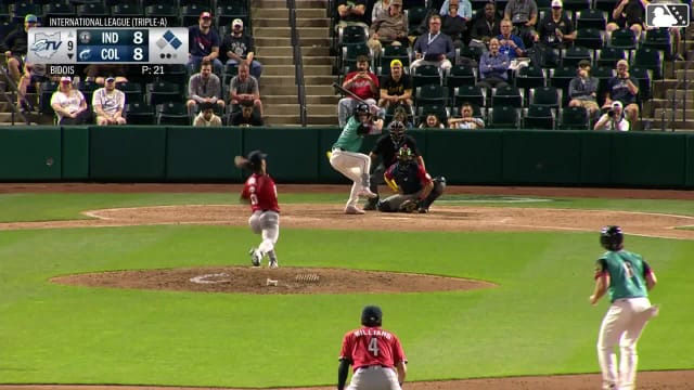 Brandan Bidois In play, run(s) to Travis Bazzana