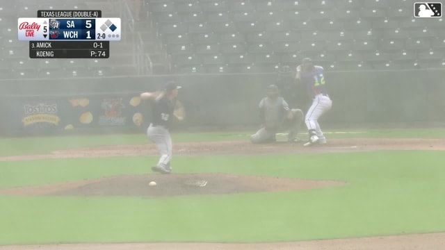 Billy Amick homers (14) on a fly ball to left field. Andrew Cossetti scores.