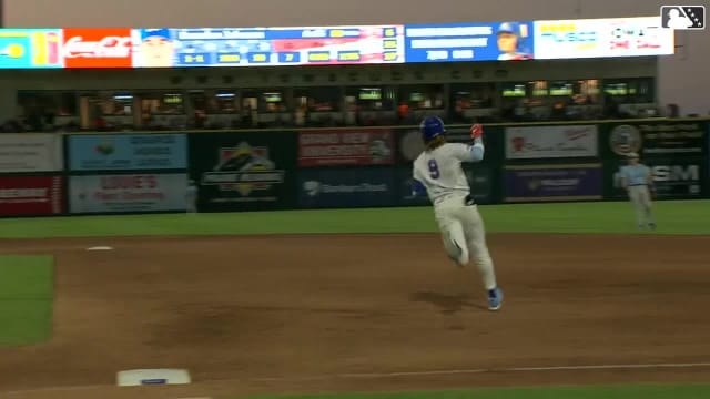 Cubs No. 4 prospect Kevin Alcántara hits a solo homer
