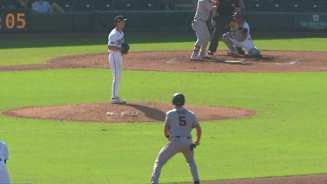 Kaeden Kent swipes three bases for Scottsdale